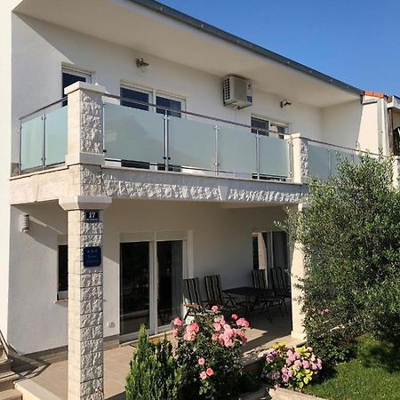 Apartments With A Parking Space Kastel Kambelovac, Kastela - 15480 Exterior foto