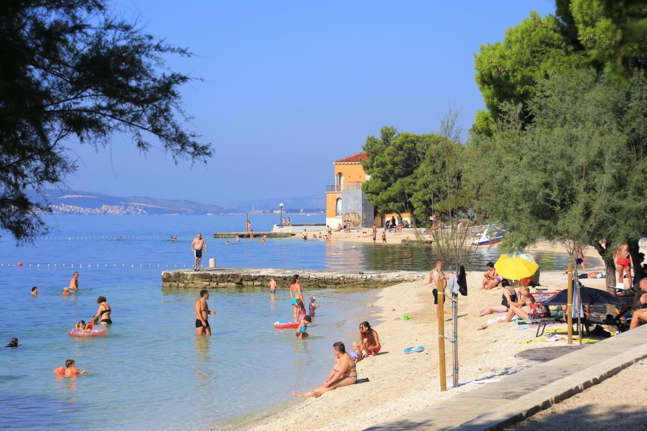 Apartments With A Parking Space Kastel Kambelovac, Kastela - 15480 Exterior foto