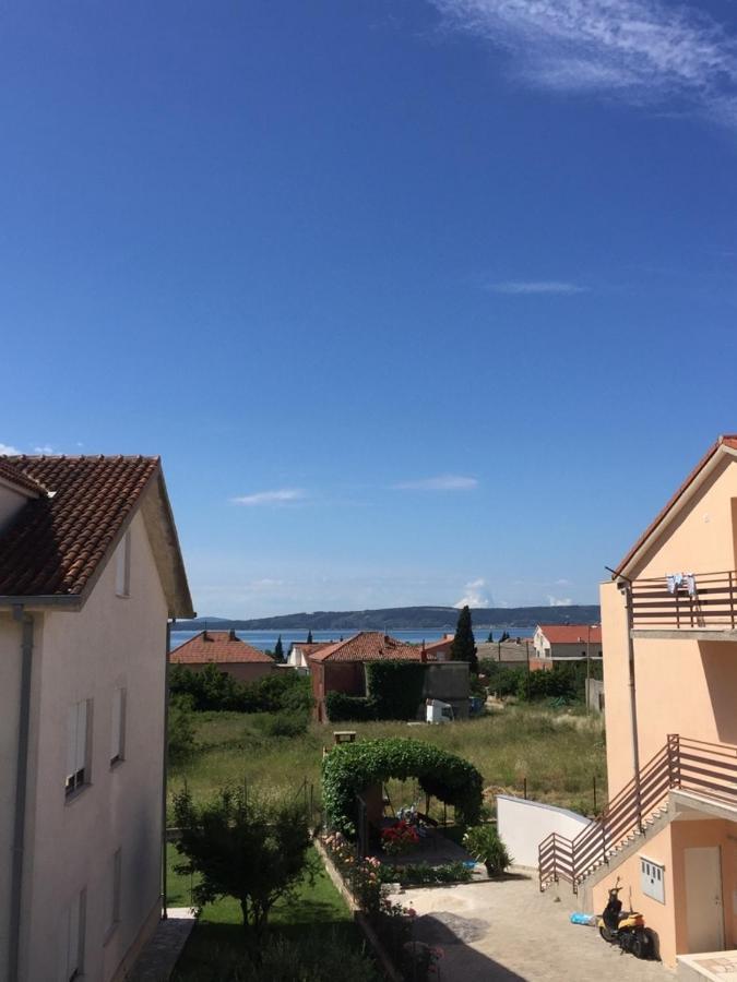 Apartments With A Parking Space Kastel Kambelovac, Kastela - 15480 Exterior foto